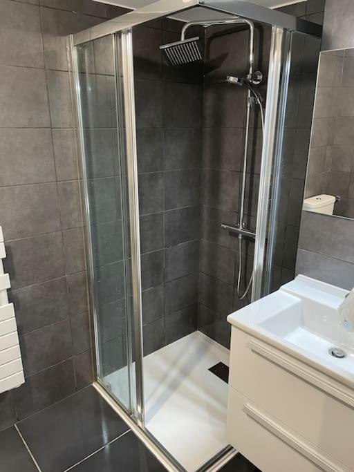 Apartment Parking Gratuit Grande Terrasse Proche Centre